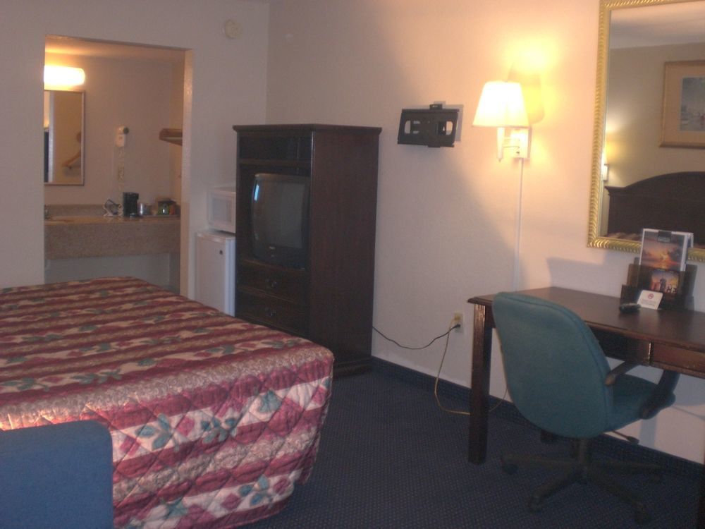 Executive Garden Titusville Hotel Екстер'єр фото